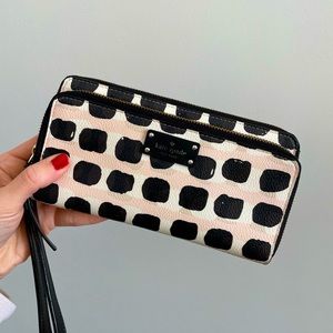 Kate Spade Wristlet Large Wallet